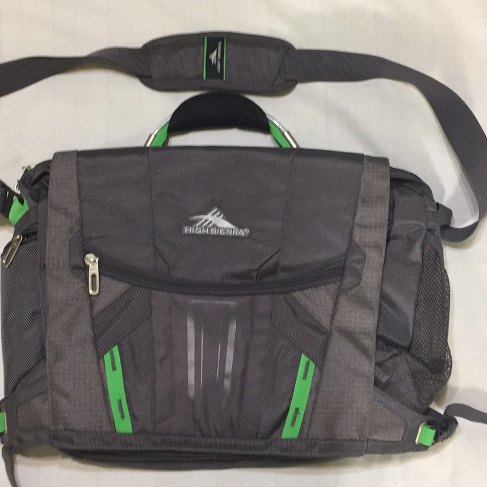 NWOT High Sierra Computer Bag